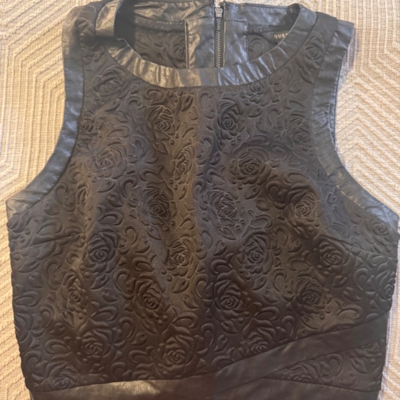 Guess Two Piece Set in Size Small - Picture 5 of 7